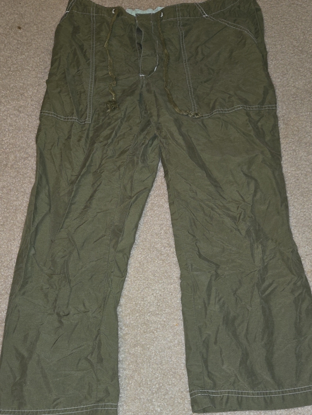 Old Navy Olive Green Drawstring Casual Capris
